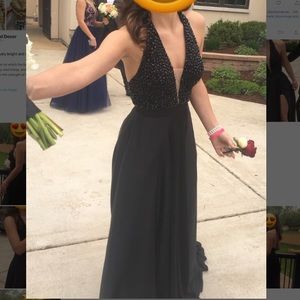 Timeless SHERRI HILL dress!!